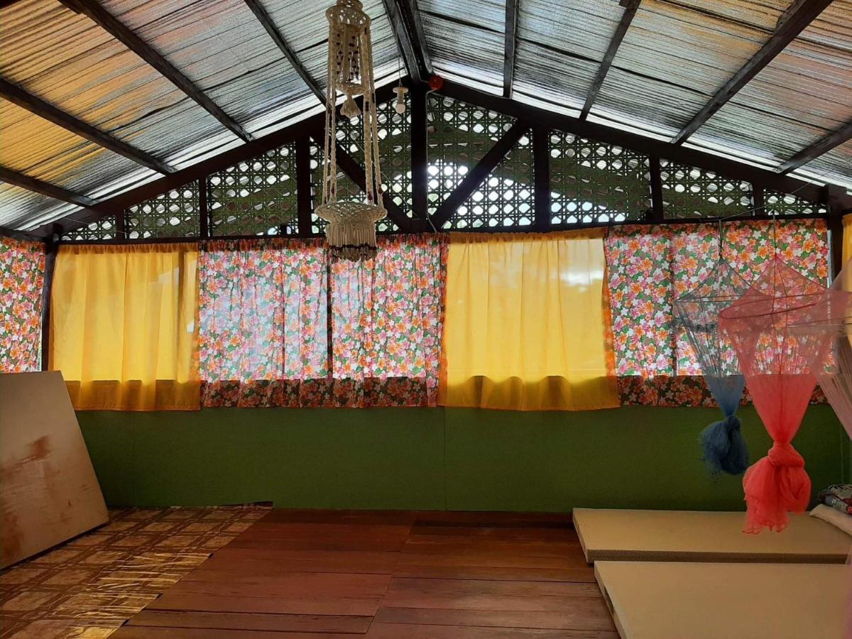 Roca'S Homestay Backpackers Chalet Batuan Buitenkant foto